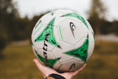 ازايانزللعبةTotalFootballعلىجهازكبسهولة